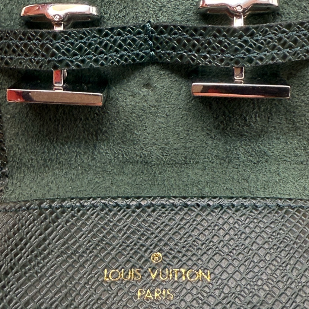 Louis Vuitton Airplane Cufflinks With A Leather Case And Gift Box